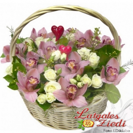 Ziedu grozs 012